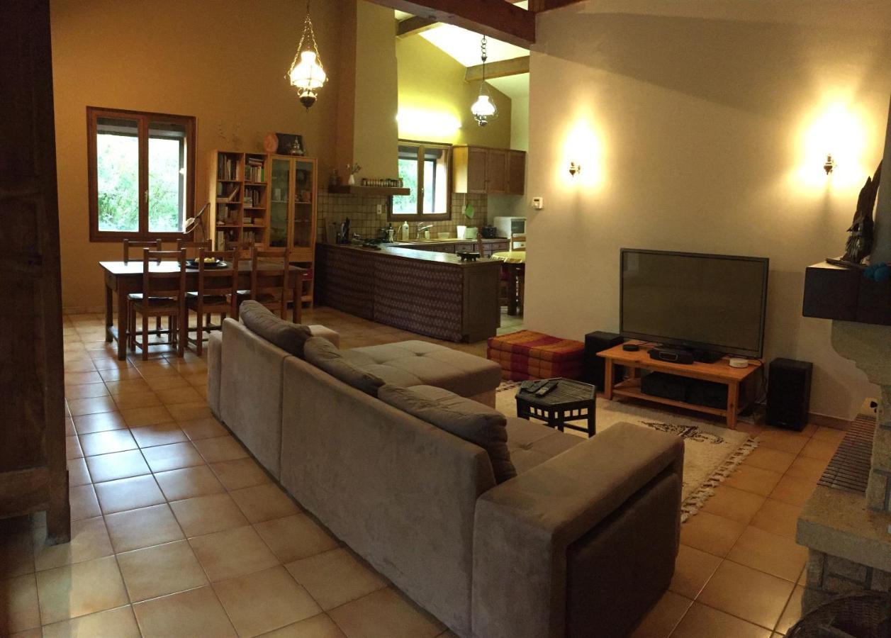 קורד-סור-סיאל Agreable Chambre Chez Stanislas מראה חיצוני תמונה